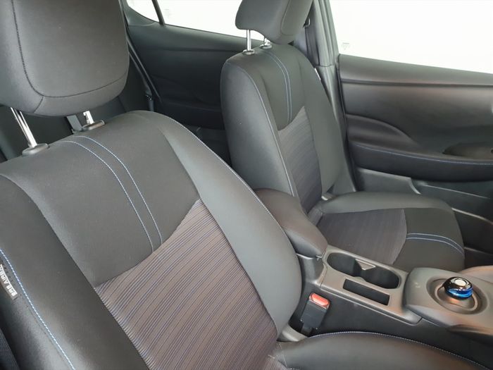 Nissan Leaf 2023
