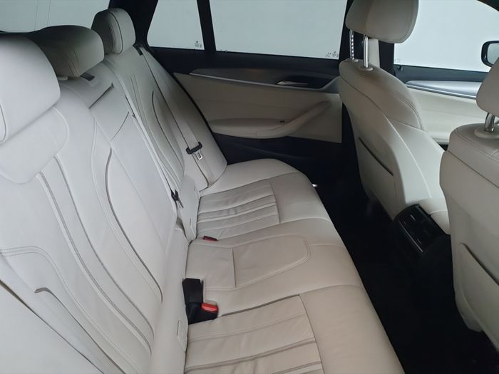 BMW 5 Series 2020