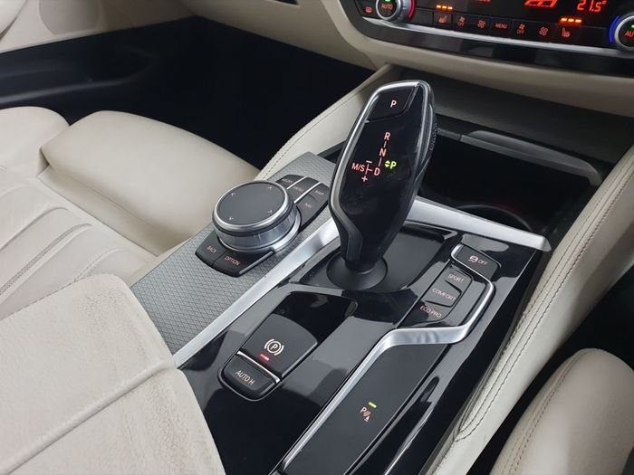 BMW 5 Series 2020