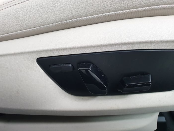 BMW 5 Series 2020