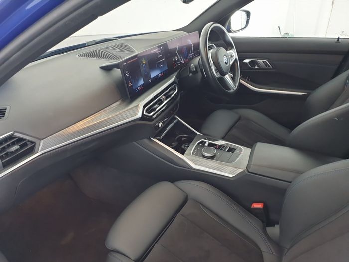 BMW 3 Series 2023