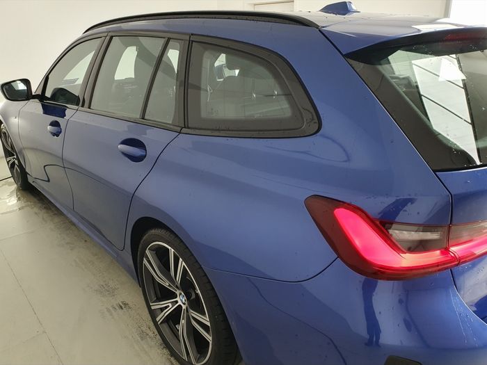 BMW 3 Series 2023