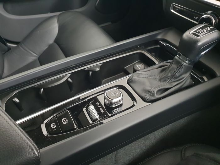 Volvo V60 2020