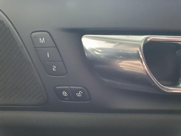 Volvo V60 2020