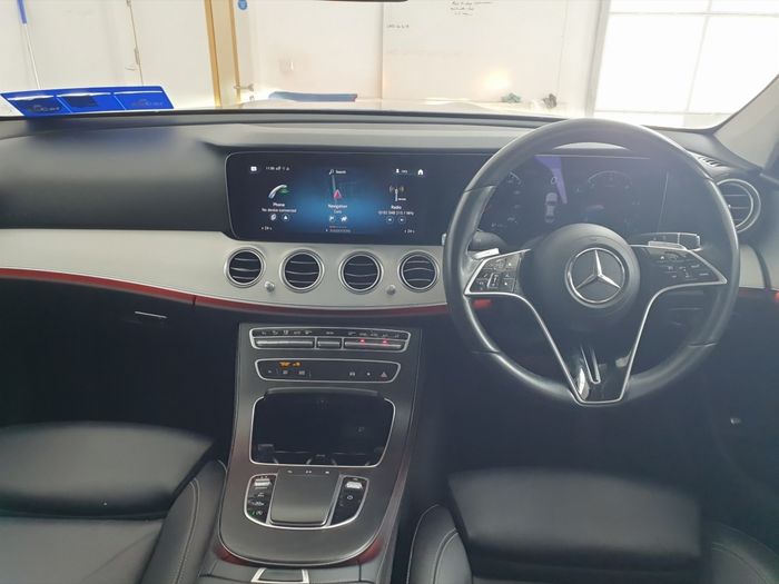 Mercedes-Benz E-Class 2022