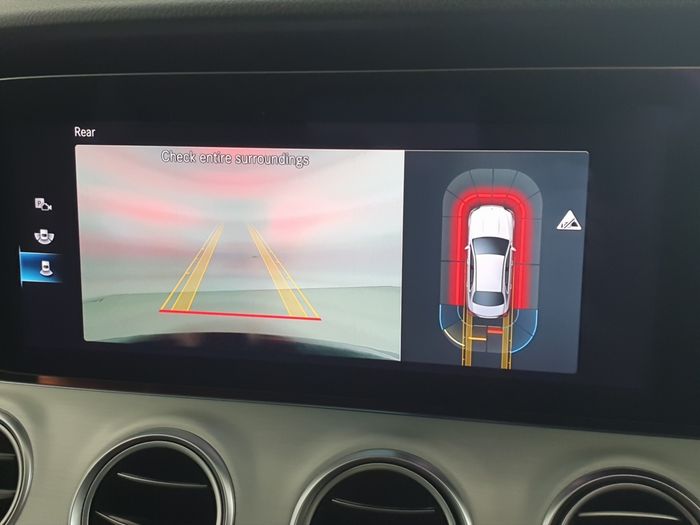 Mercedes-Benz E-Class 2022