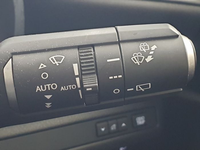 Lexus LBX 2024