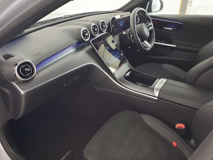Mercedes-Benz C-Class 2025