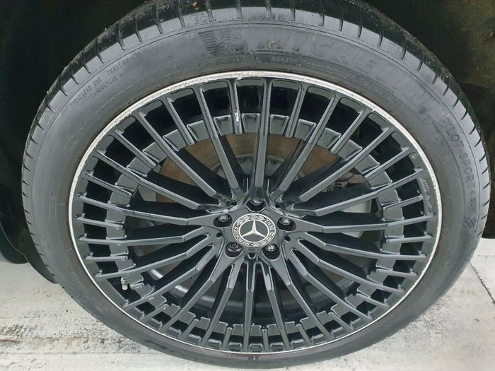 Mercedes-Benz EQC 2023