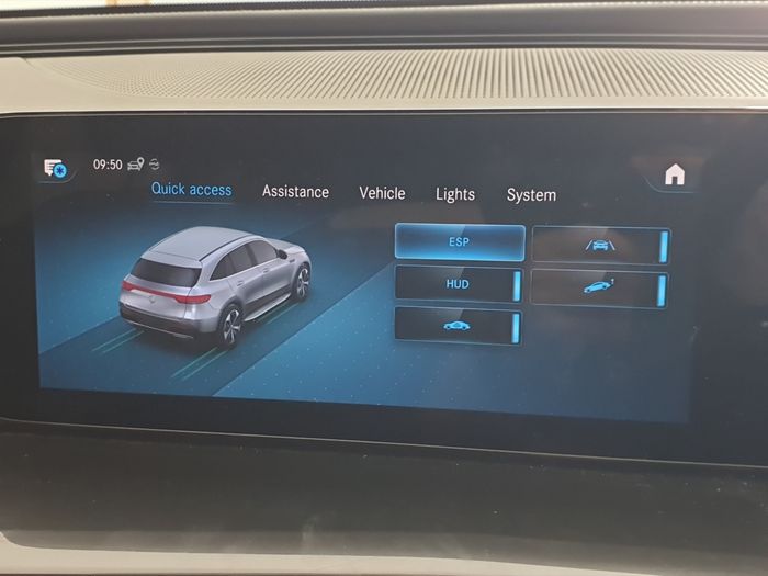Mercedes-Benz EQC 2023