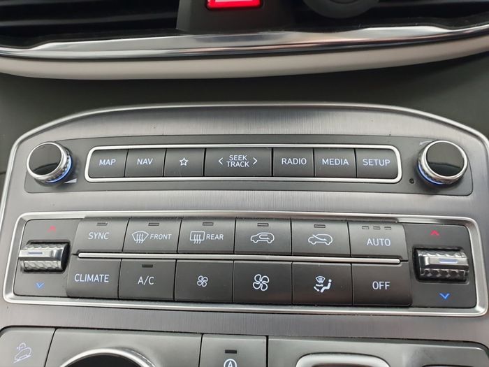 Hyundai Santa Fe 2022