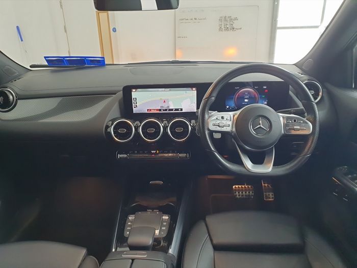 Mercedes-Benz GLA 2021