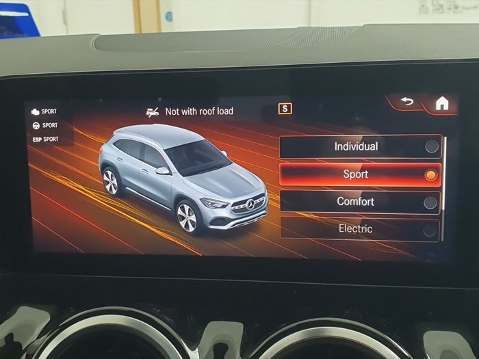 Mercedes-Benz GLA 2021