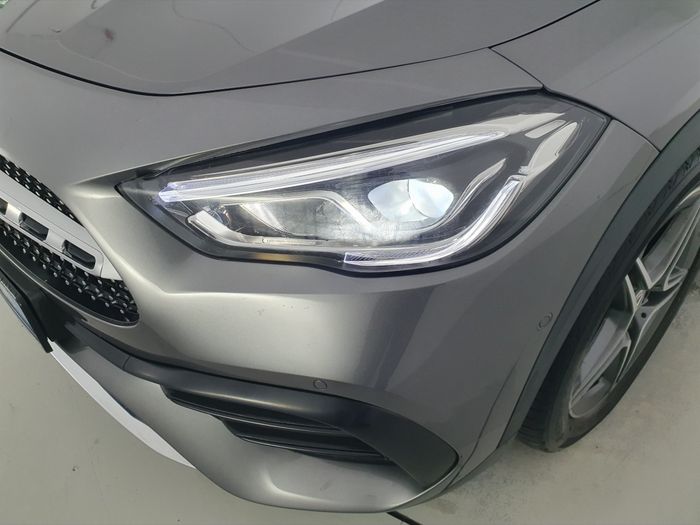 Mercedes-Benz GLA 2021