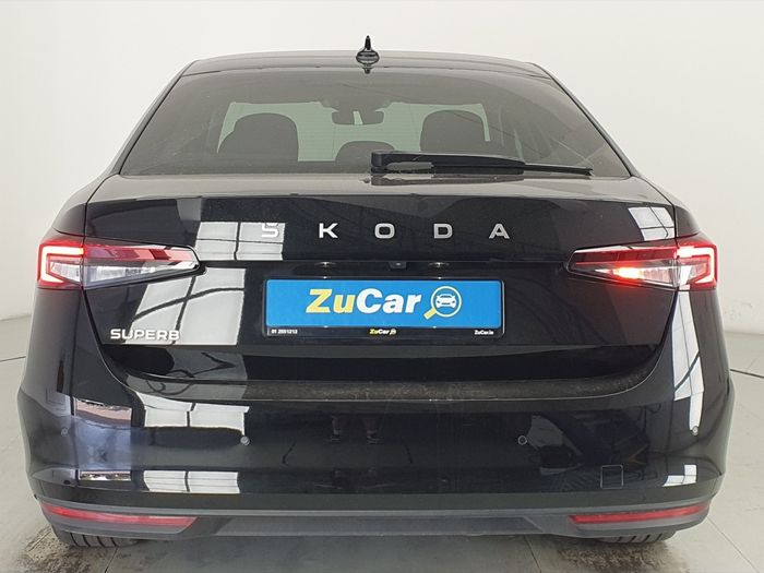 Skoda Superb 2025