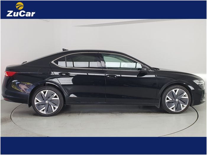 Skoda Superb 2025