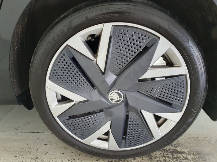Skoda Superb 2025
