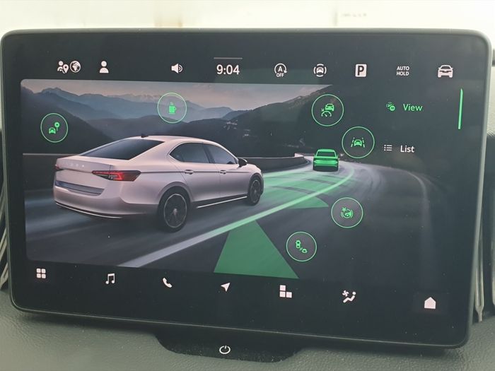Skoda Superb 2025