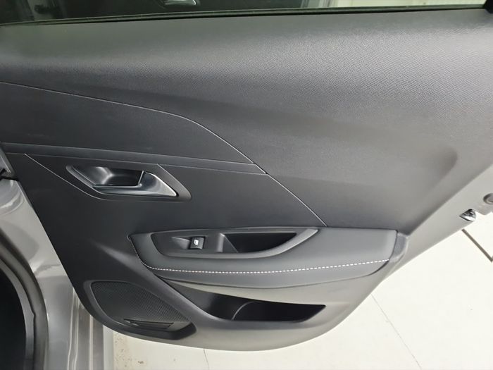 Peugeot 208 2024