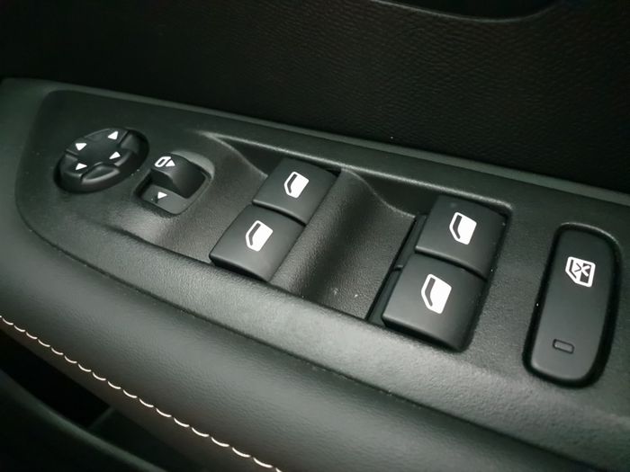 Peugeot 208 2024