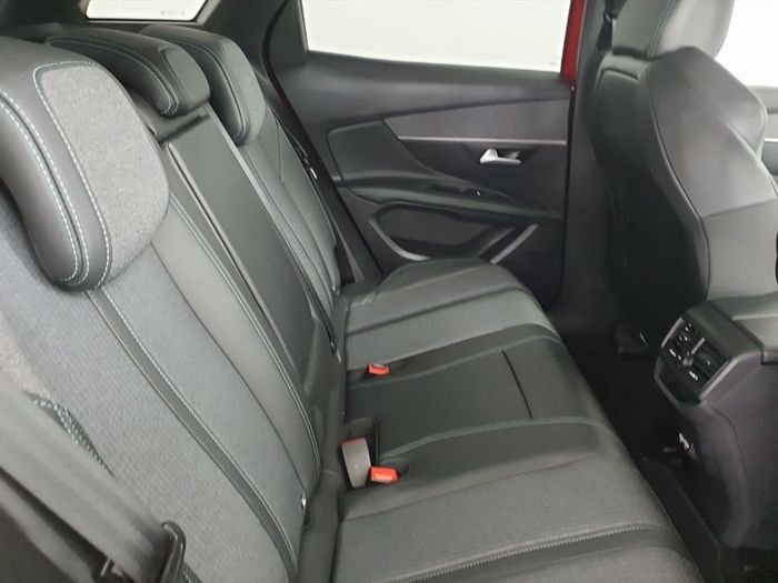 Peugeot 3008 2021