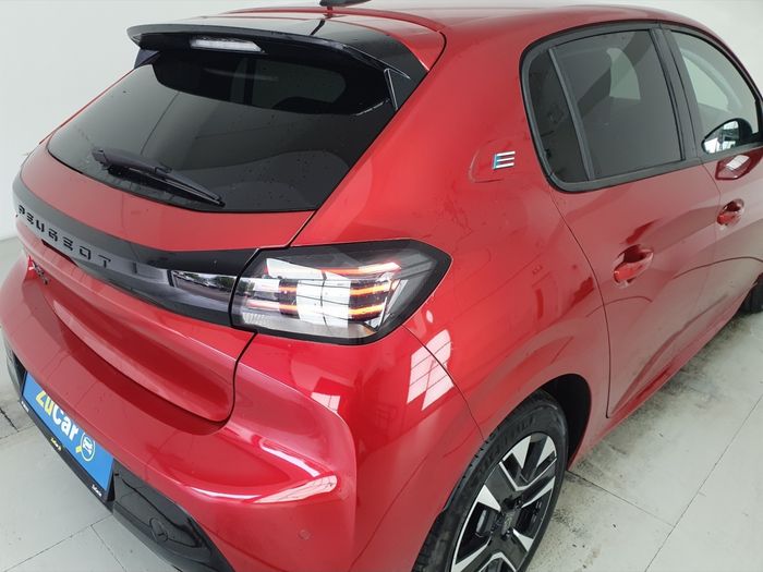 Peugeot 208 2024