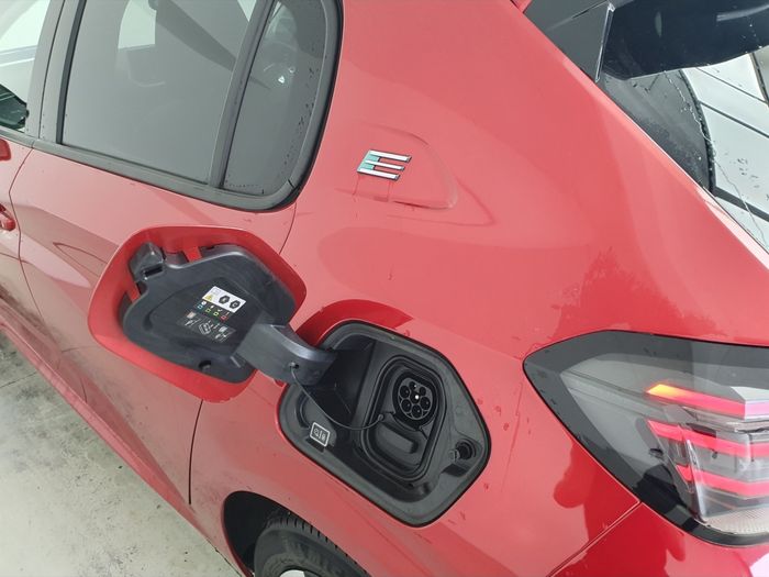 Peugeot 208 2024