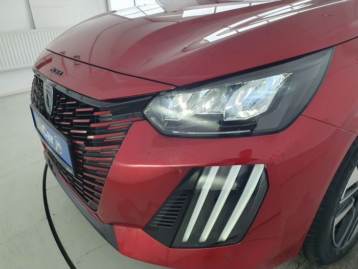 Peugeot 208 2024