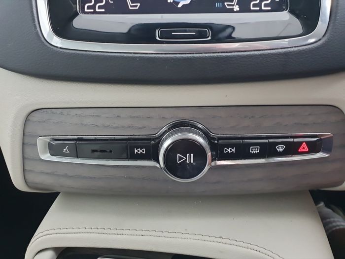 Volvo XC90 2022