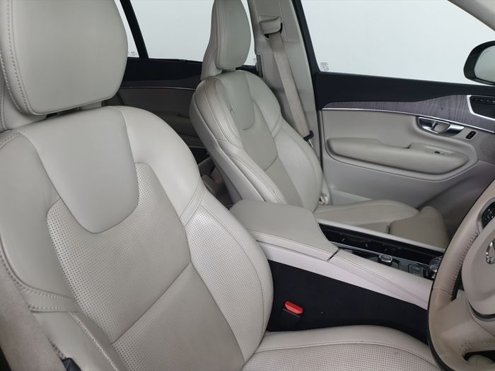 Volvo XC90 2022