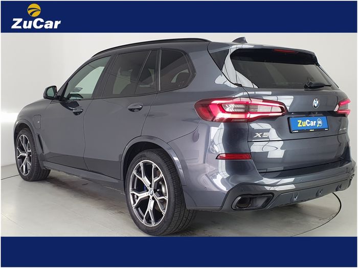 BMW X5 2021