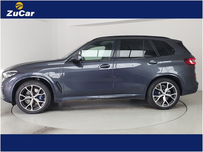BMW X5 2021