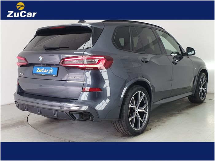 BMW X5 2021