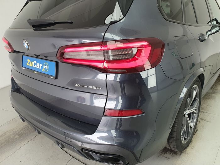 BMW X5 2021