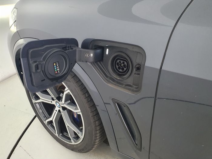 BMW X5 2021