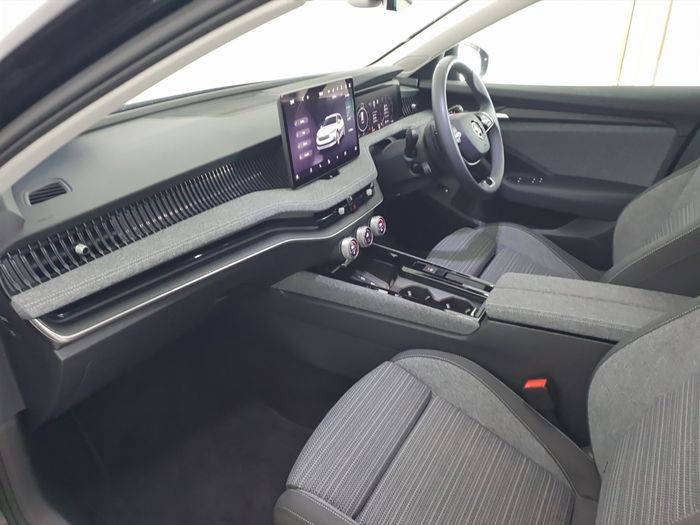 Skoda Superb 2025