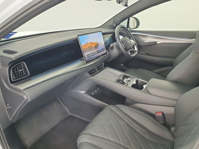 BYD SEALION 7 2025