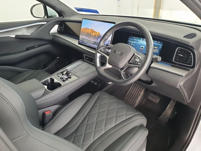 BYD SEALION 7 2025