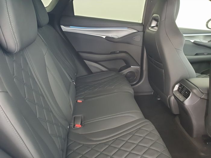 BYD SEALION 7 2025