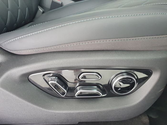 BYD SEALION 7 2025