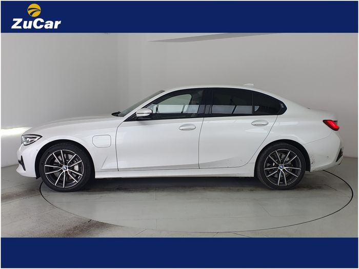 BMW 3 Series 2020