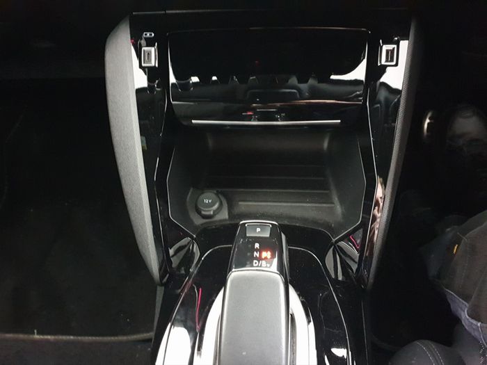 Peugeot 2008 2021