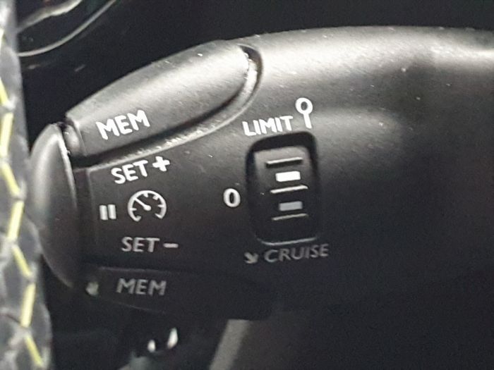Peugeot 2008 2021