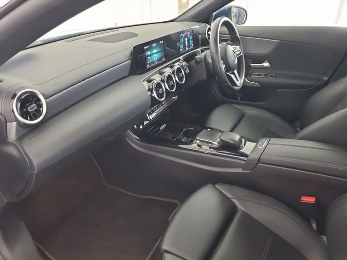 Mercedes-Benz CLA 2021