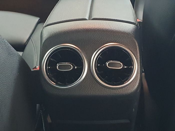Mercedes-Benz CLA 2021