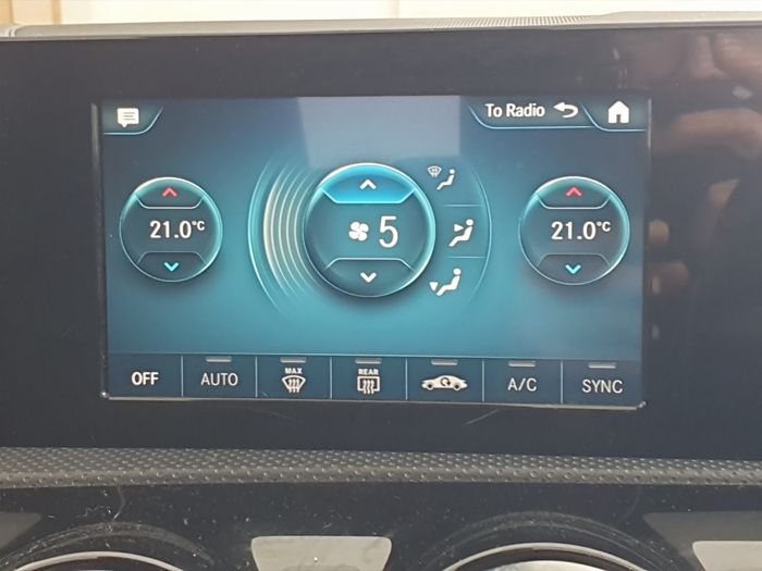 Mercedes-Benz CLA 2021