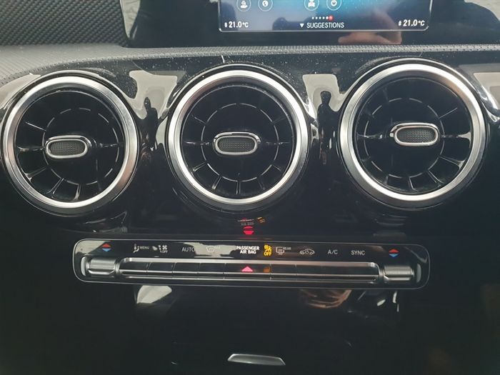 Mercedes-Benz CLA 2021