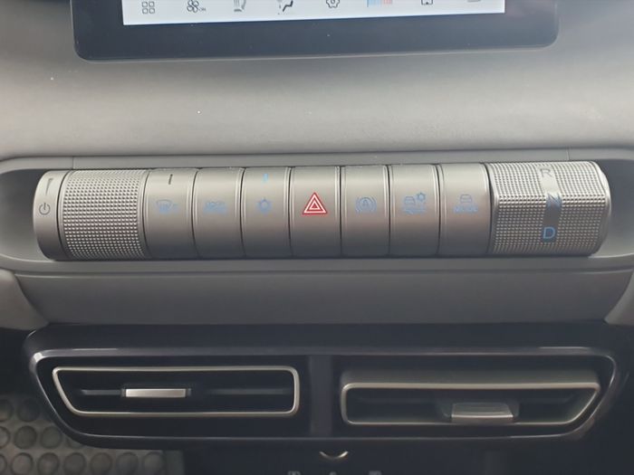 BYD DOLPHIN 2025