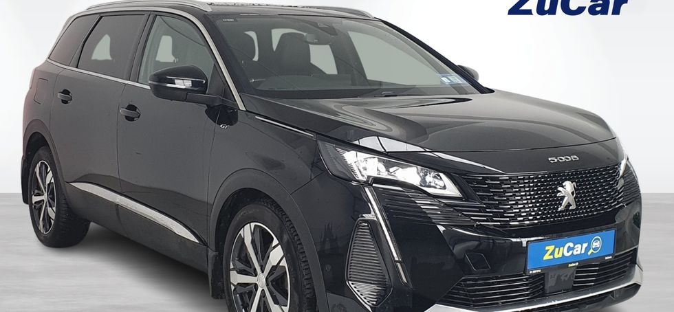 Peugeot 5008 2021