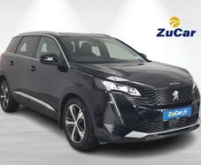 Peugeot 5008 2021